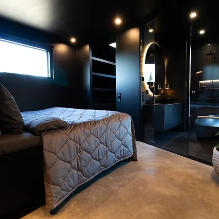 Blackwood Villa Soderkulla (Helsinki)